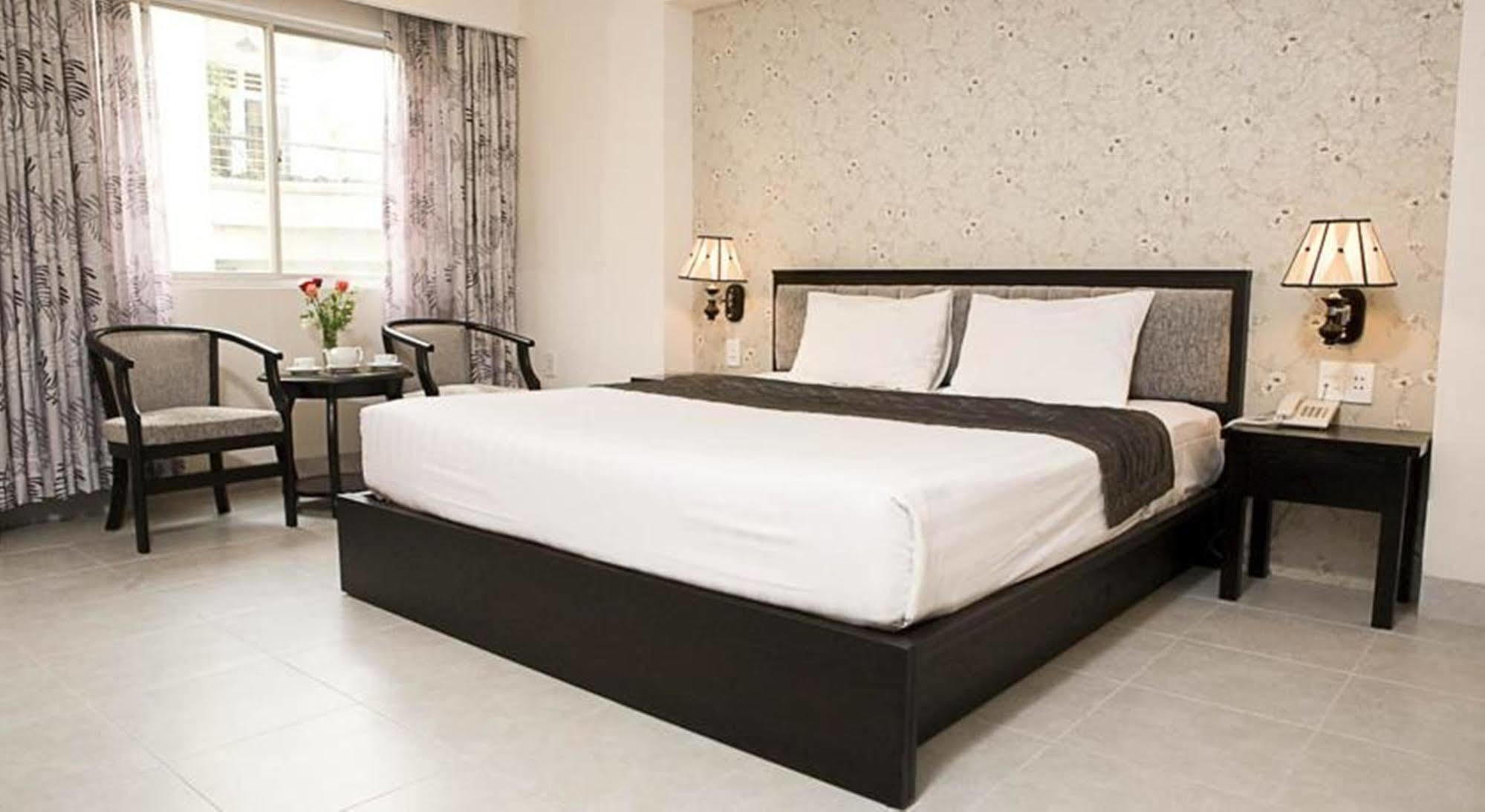 Hoang Vinh Hotel Ho Chi Minh-stad Buitenkant foto