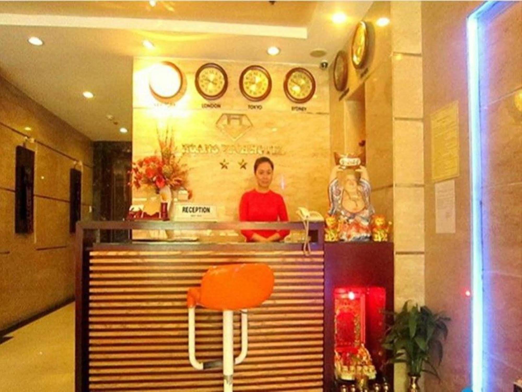 Hoang Vinh Hotel Ho Chi Minh-stad Buitenkant foto